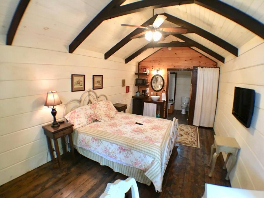 Tiny Home Cottage Near The Smokies #8 Helga 세비어빌 외부 사진